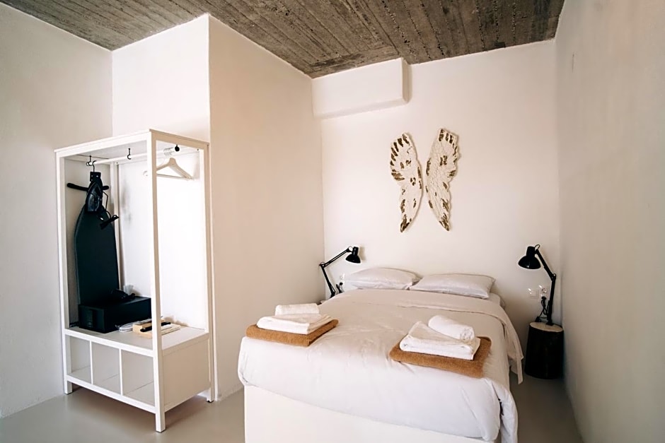 Mesanto Luxury Suites