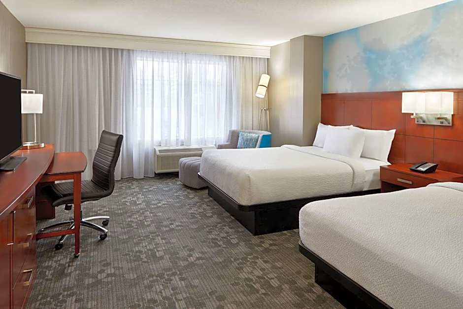 Courtyard by Marriott Ottawa Downtown