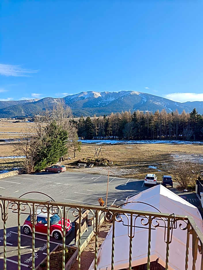 Le Catalan - Hôtel et appartements