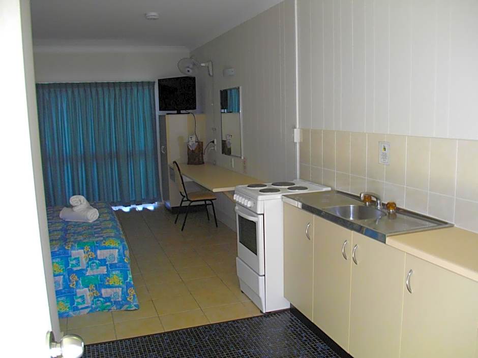 Kurrimine Beach Motel