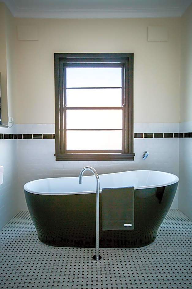 The Commercial Boutique Hotel