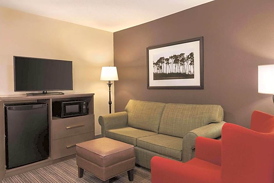 Country Inn & Suites by Radisson, Albert Lea - Austin