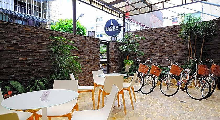 Global Traveler Hotel