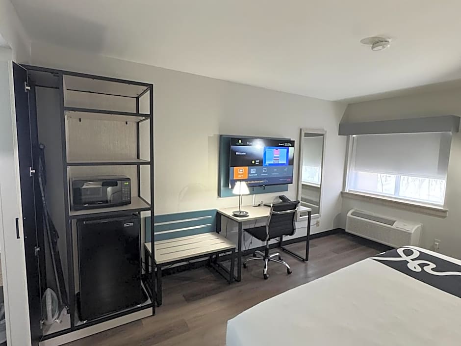 La Quinta Inn & Suites by Wyndham Auburn Worcester