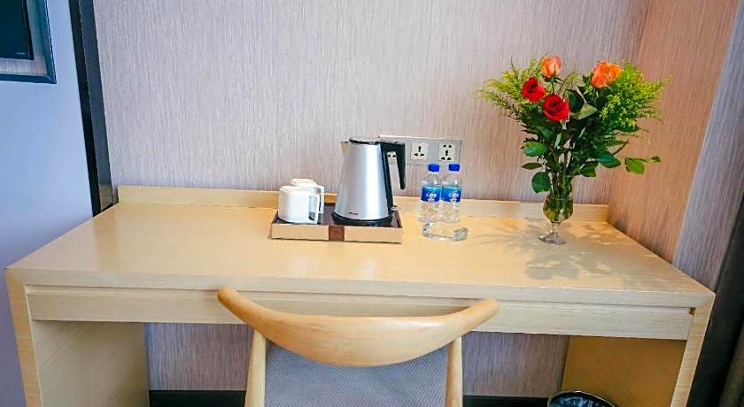 Lavande Hotel Heyuan Zijin