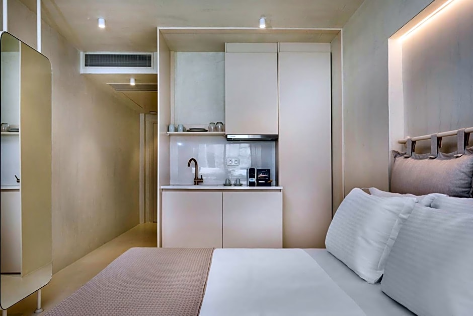 Cocoοns Suites & Villas Fourka