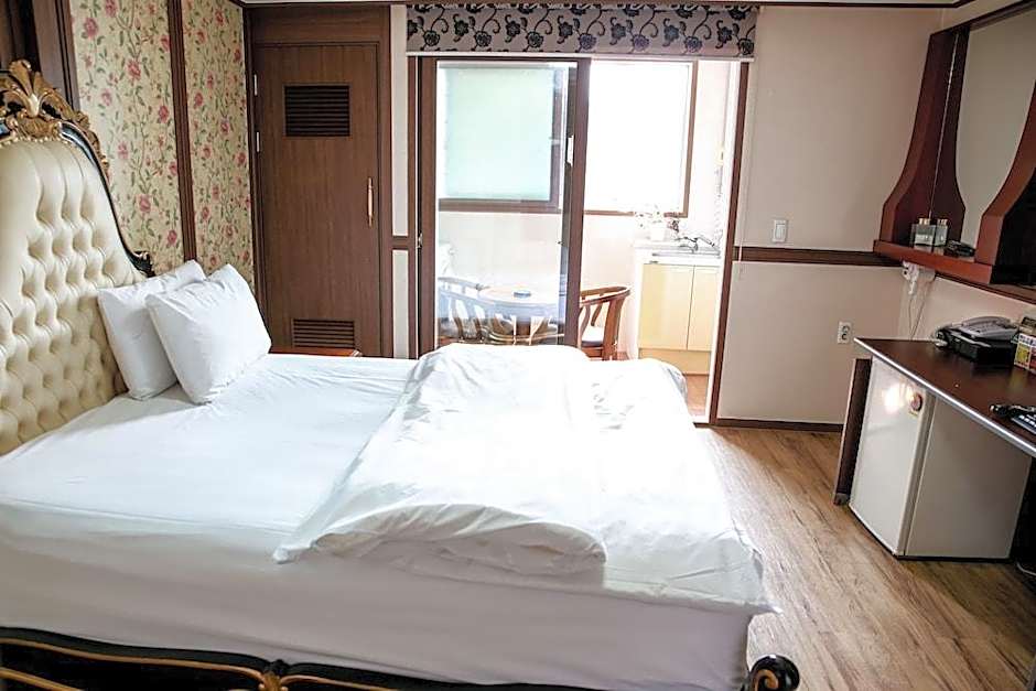 Hillstay Residence Gumi