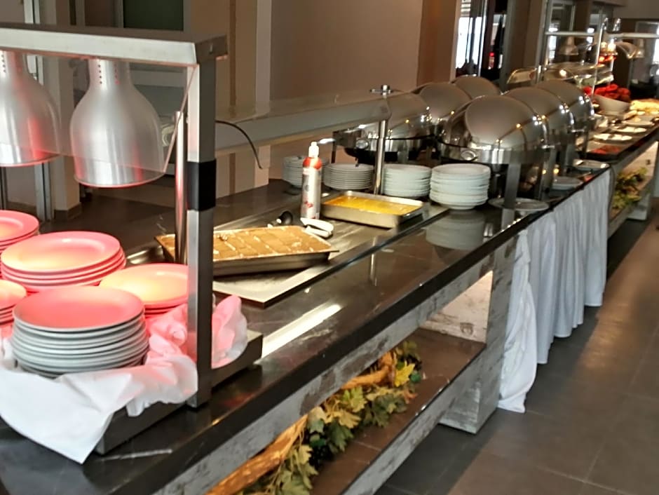 Flamingo Beach Hotel