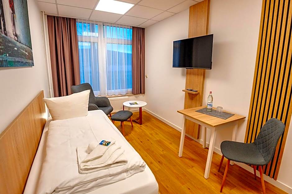 Sonnenschein Hotel & Apartments