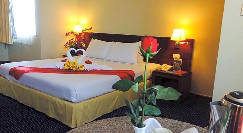 Hadyai Golden Crown Hotel