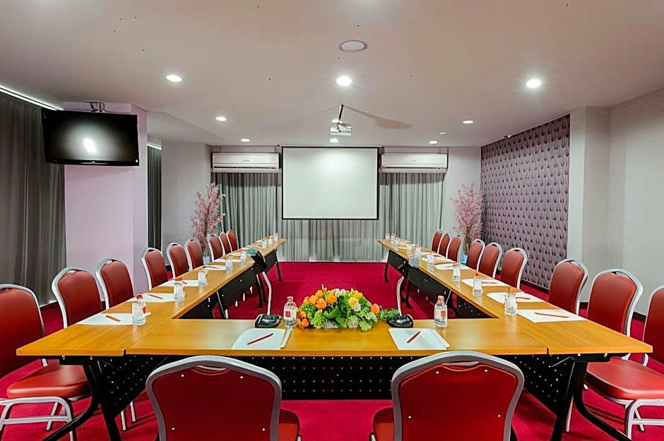 I Residence Hotel Silom