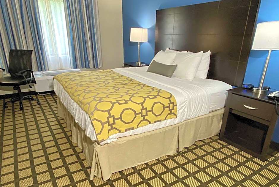 Baymont by Wyndham Latham Albany Airport