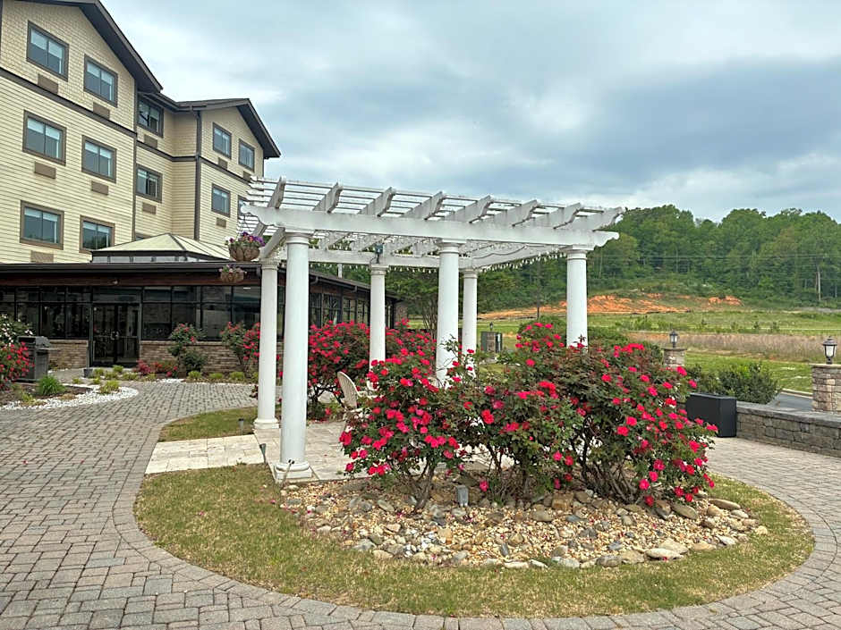 Comfort Inn & Suites Near Lake Guntersville