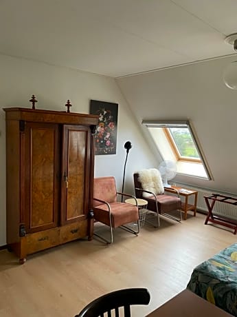 Large Twin Room