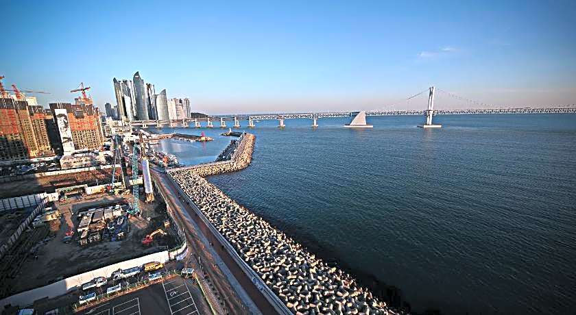 Best Louis Hamilton Hotel Gwangan