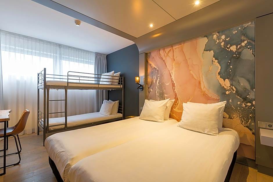 Leonardo Hotel Almere City Center