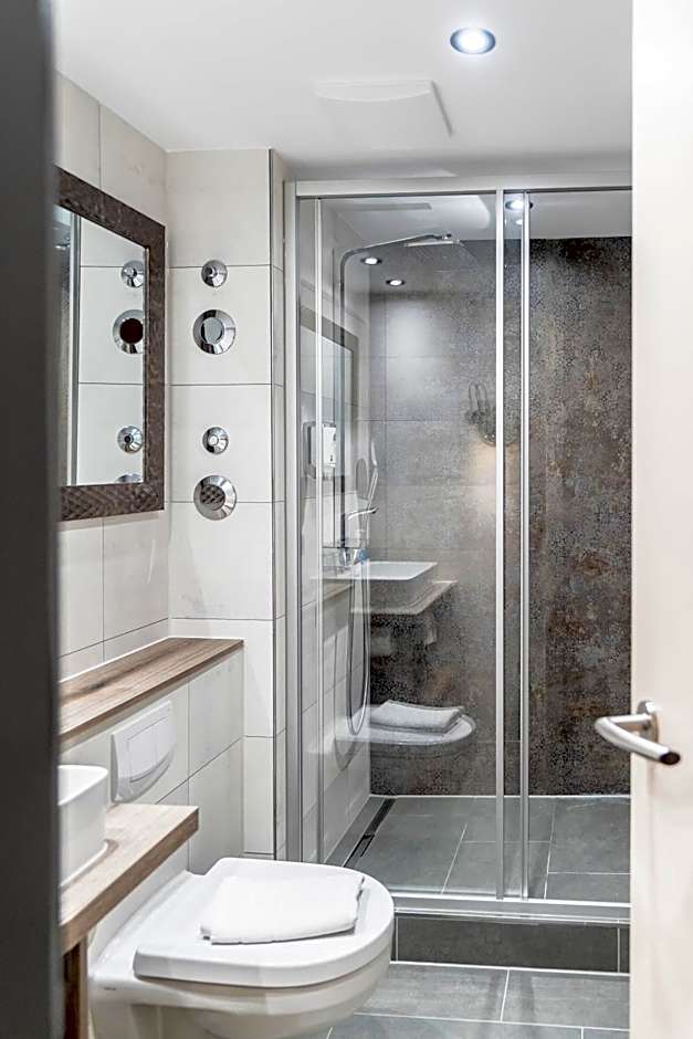 Hotel Demas München-Unterhaching