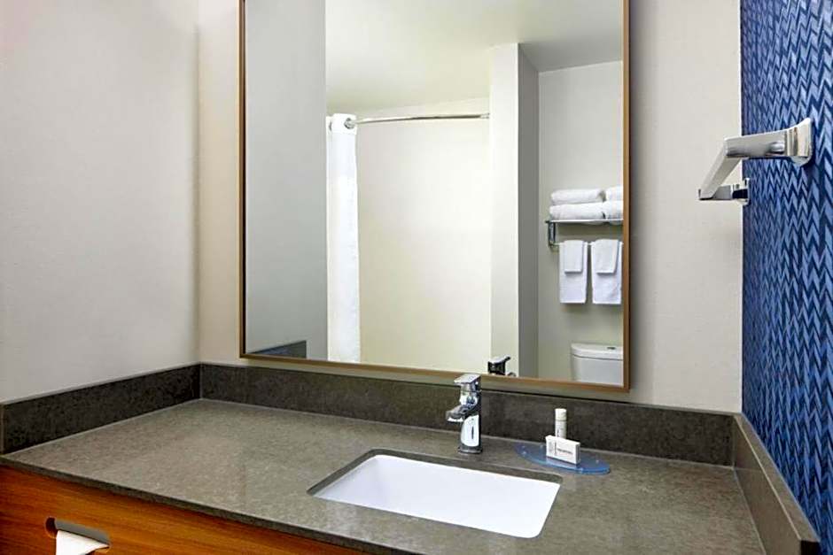 Fairfield Inn & Suites by Marriott Worcester Auburn