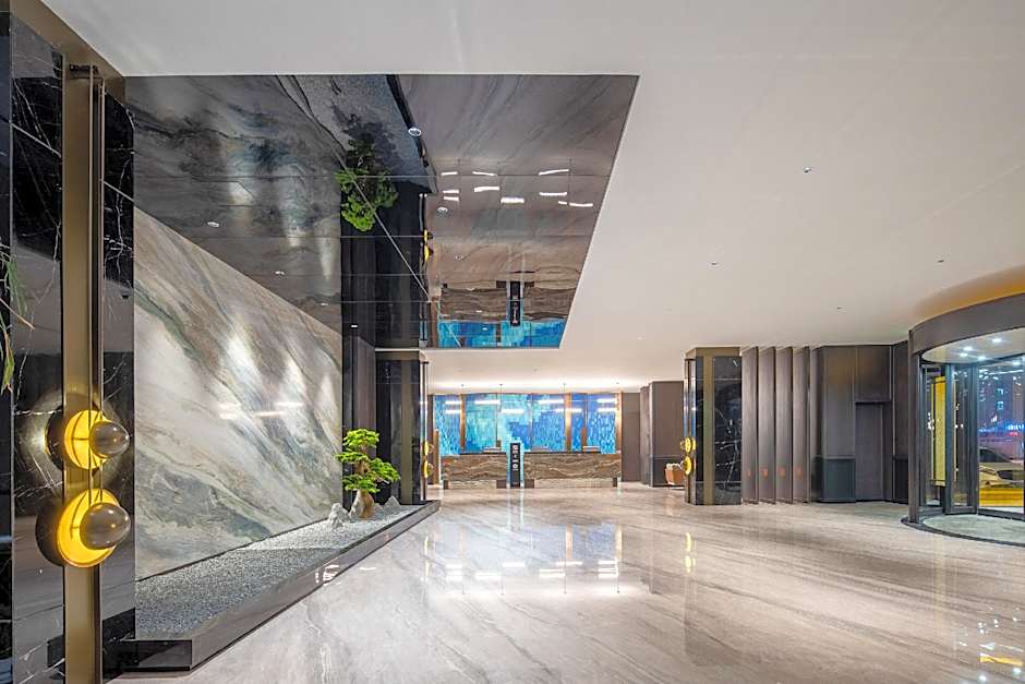 Rezen Dong Hotel Zhuanghe Wanda Plaza