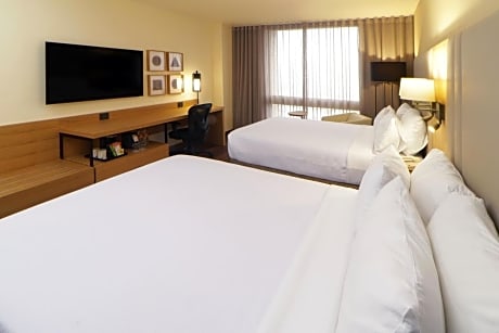 Standard Queen Room with Two Queen Beds