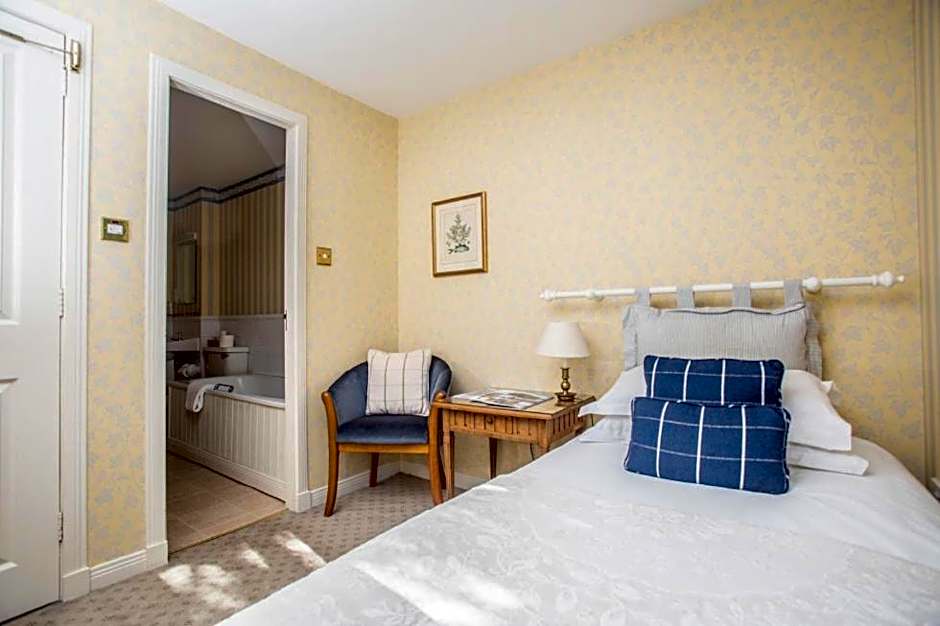 Tigh an Eilean Hotel