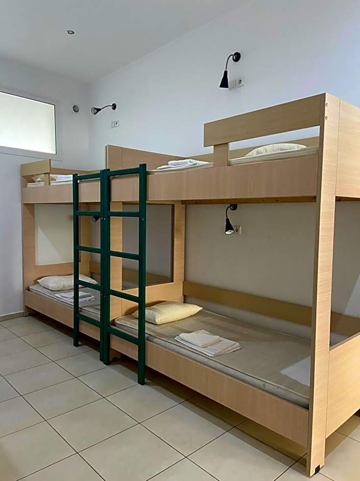 Sisifou Hostel