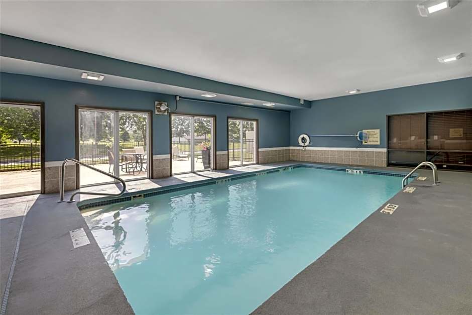 Best Western Plus Lee's Summit Hotel & Suites