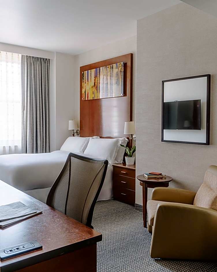 Club Quarters Hotel in Philadelphia