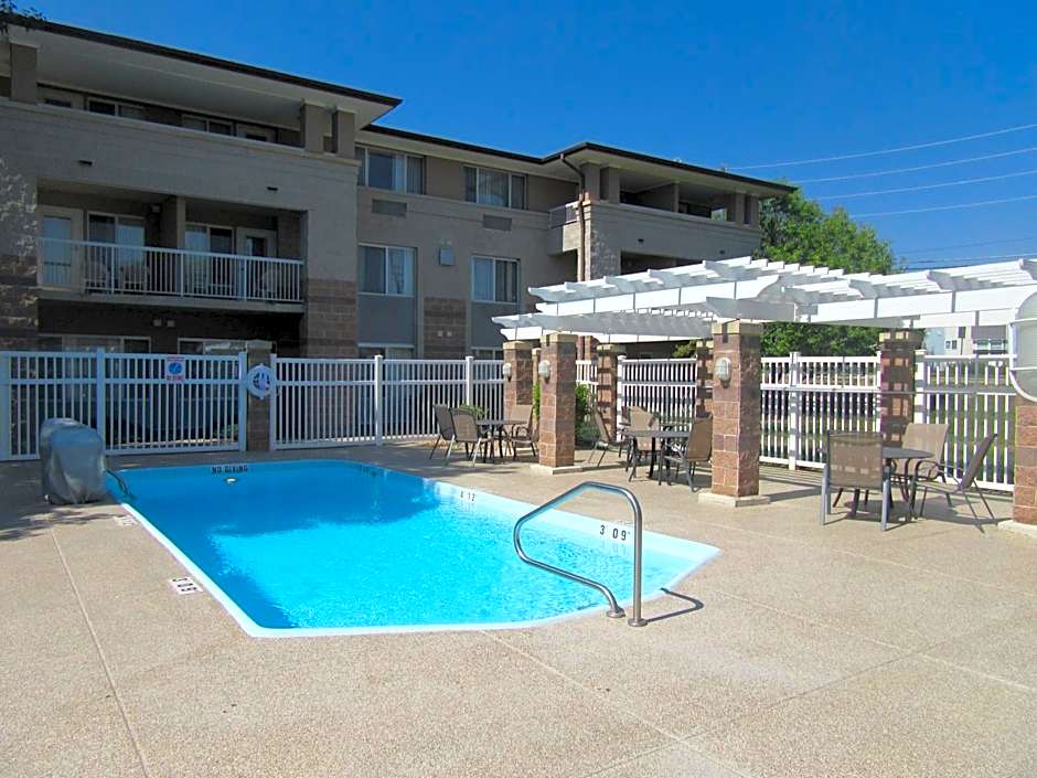 Comfort Inn & Suites Boulder