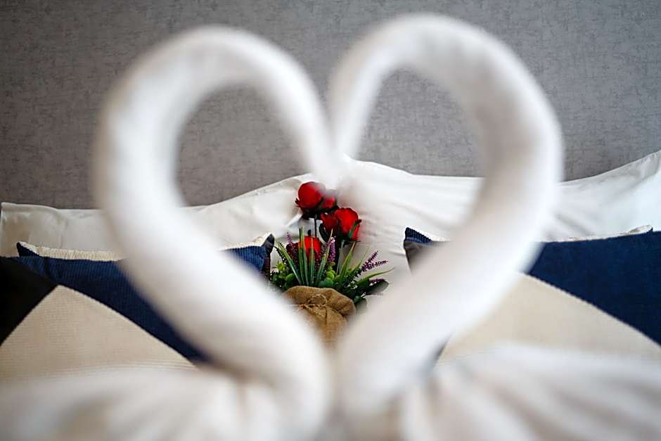 Platinum Hotel and Apartments