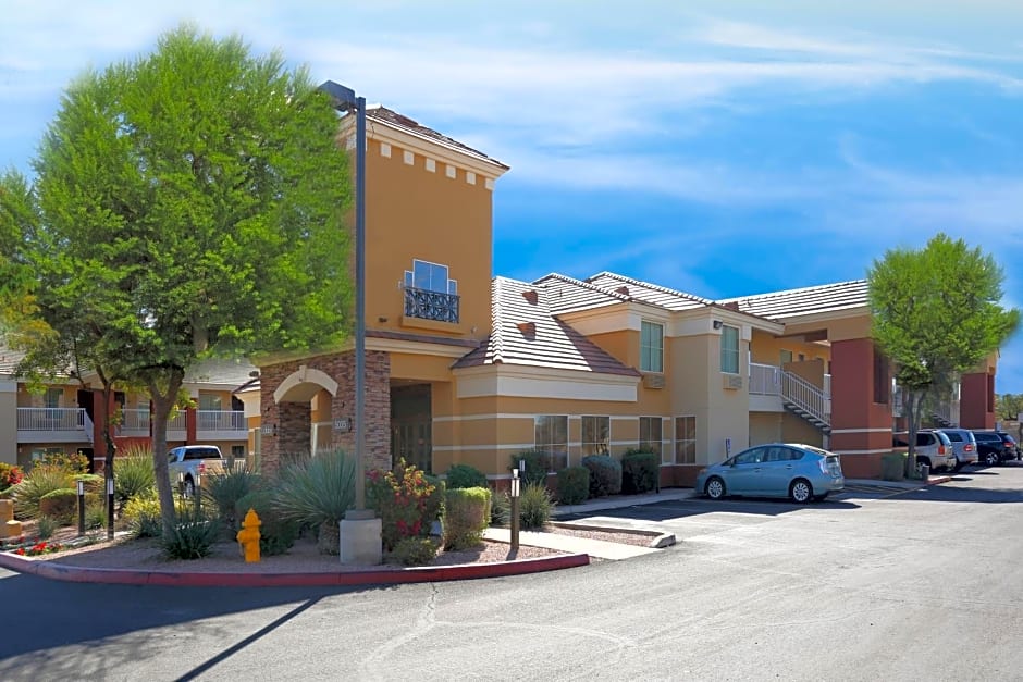 Extended Stay America Suites - Phoenix - Chandler - E. Chandler Blvd.
