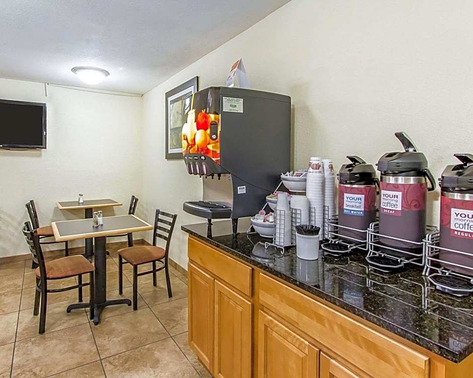 Quality Inn Macomb Near University Area