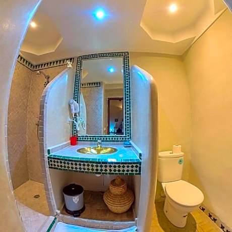 Double Suite Douiria