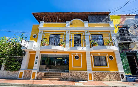 Hotel Tayromar