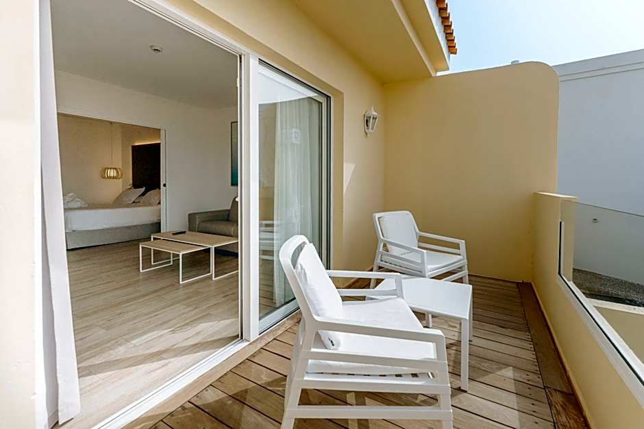 R2 Buganvilla Hotel & Spa