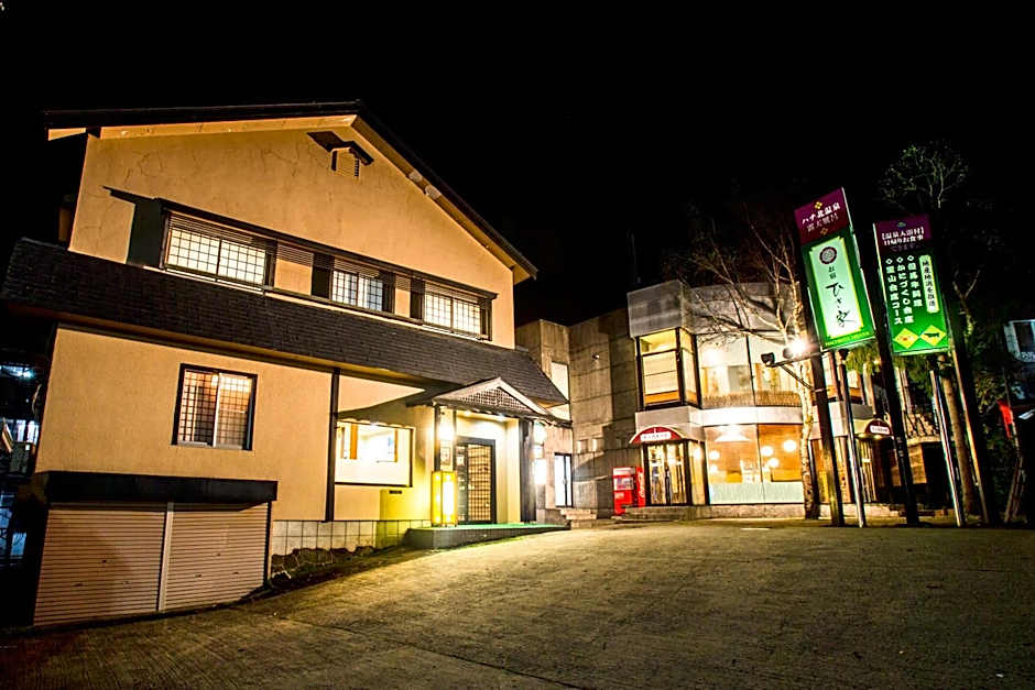 Oyado Hisaya
