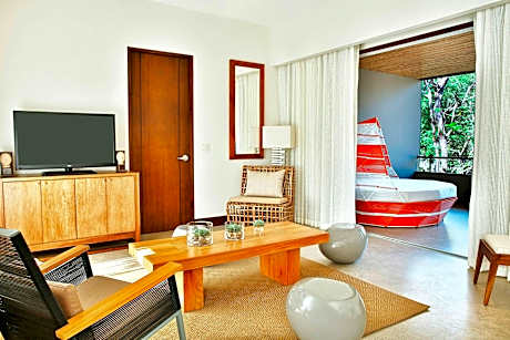 Canopy Grand, 1 Bedroom Larger Suite, 1 King, Resort view, Top floor, Balcony
