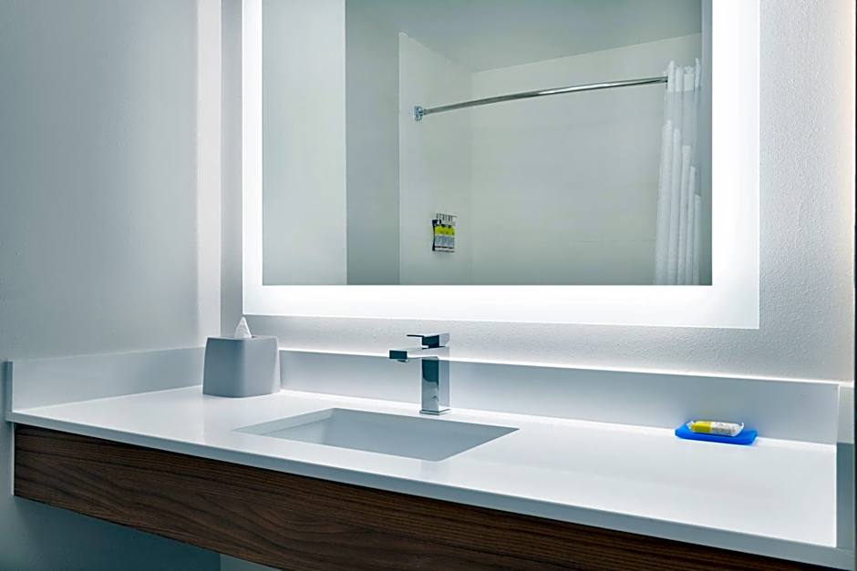 Holiday Inn Express Hotel & Suites Auburn - University Area By IHG