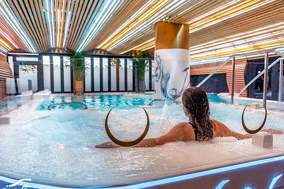 Bohemia Suites & Spa - Adults Only