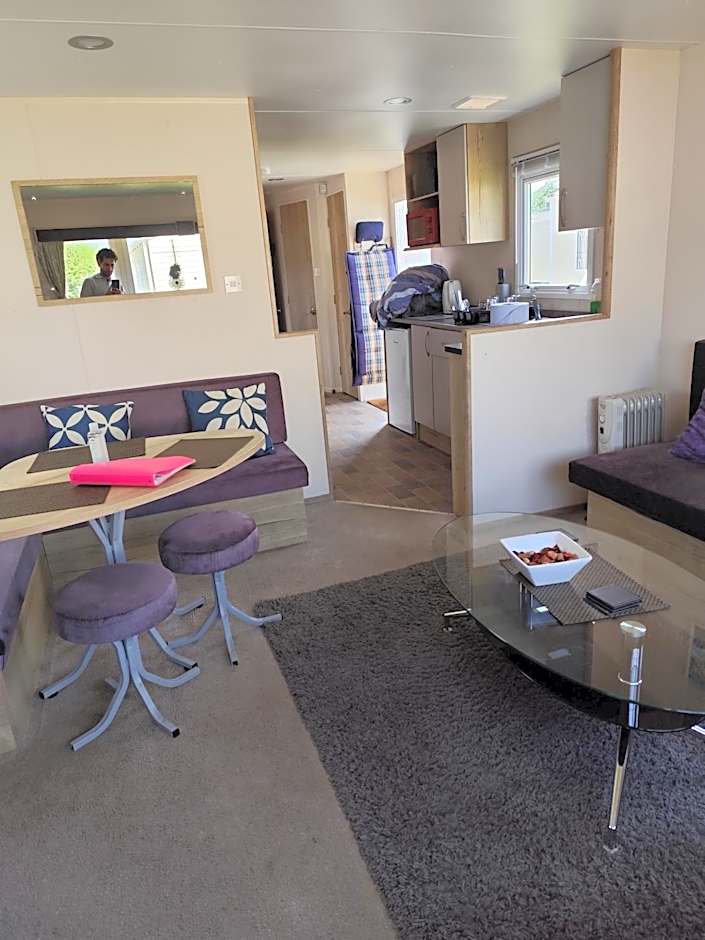 STATIC CARAVAN HOTEL in EDINBURGH