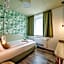 Hotel The Weekend