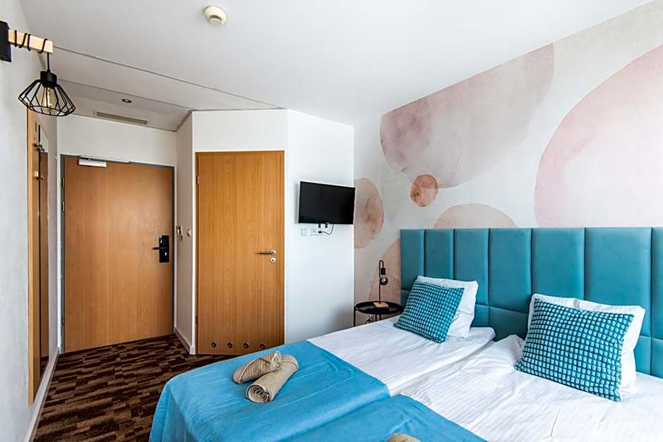 Sapphire Hotel Room Poznan