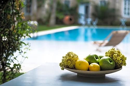 Manastir Alacati Hotel