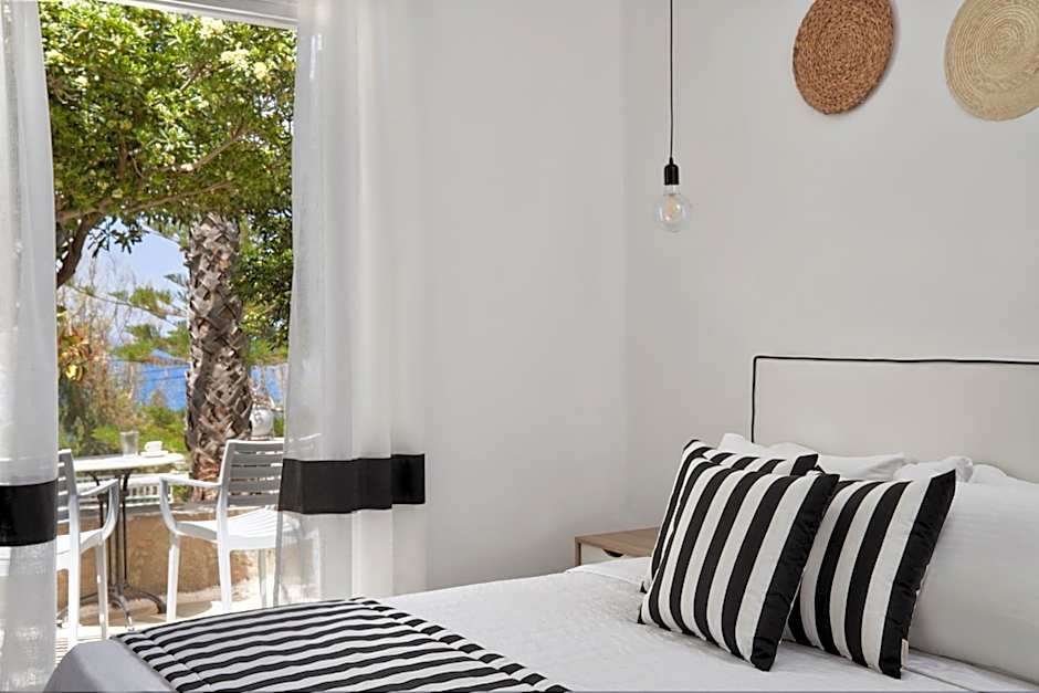 Foto 1 dari 5 — Accessible, Garden View