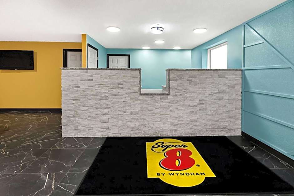 Super 8 by Wyndham Vandalia/Dayton International Airport