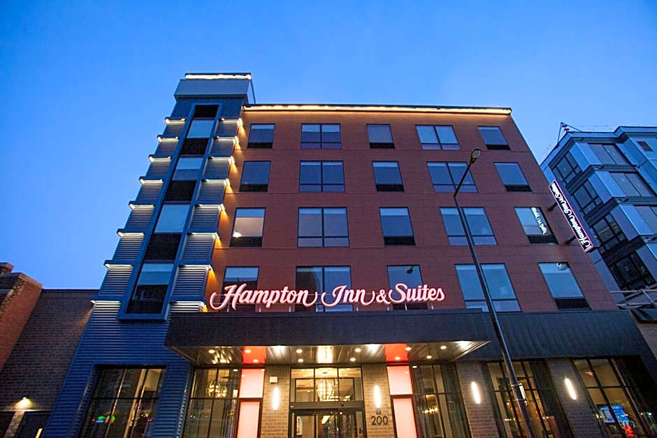 Photo 1 of 50 of Hampton Inn & Suites St. Paul Downtown