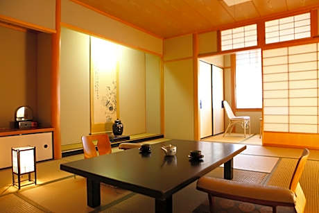 Japanese-Style Quadruple Room