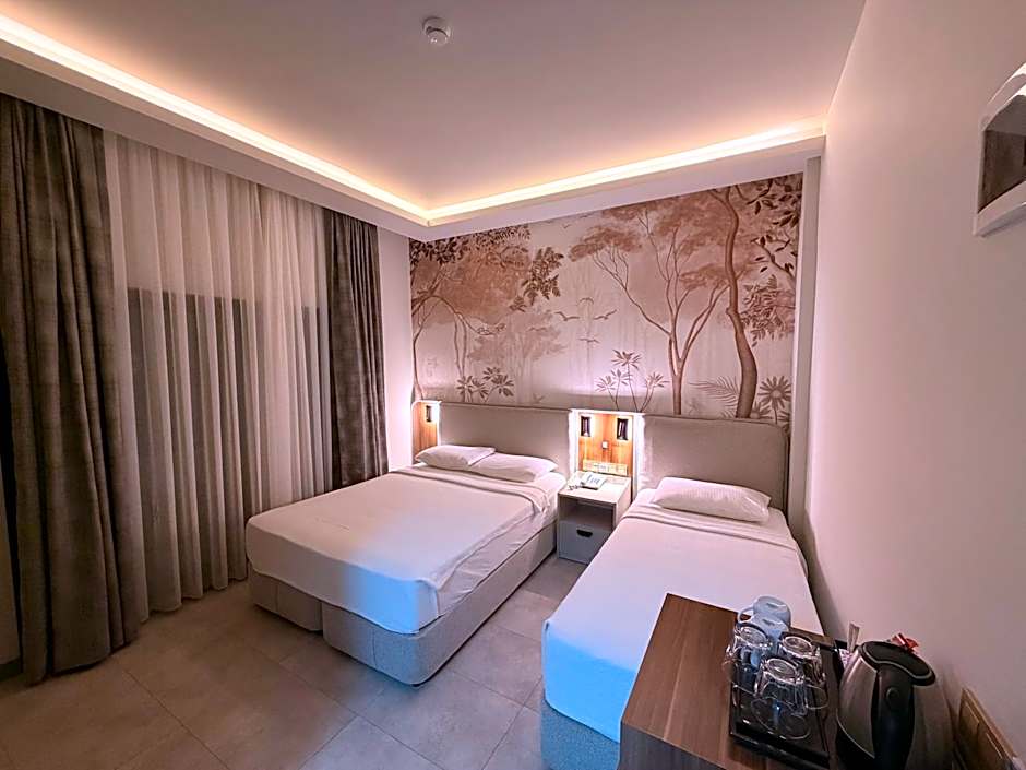 Ida Hotel