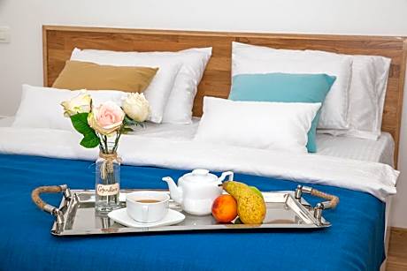 Deluxe Double Room with Balcony and Sea View