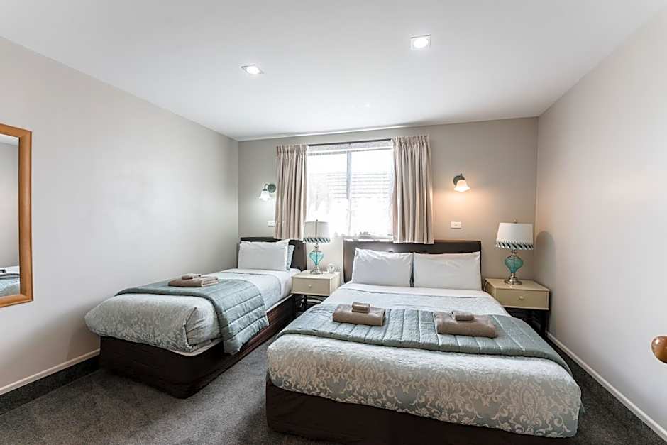 Strathern Motor Lodge